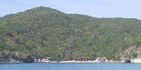 Playa Contramar desde la bah&iacute;a