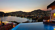 Tentaciones Hotel and Lounge Pool